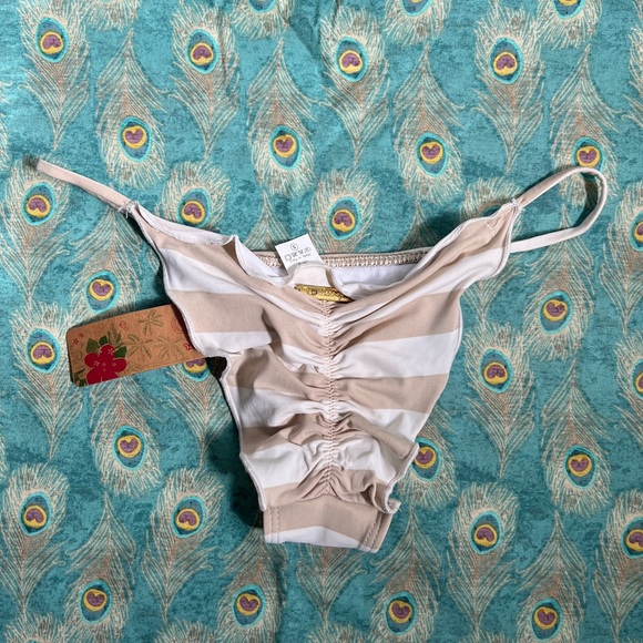 San Lorenzo Bikinis Tan and White Bikini Size S - Picture 4 of 5